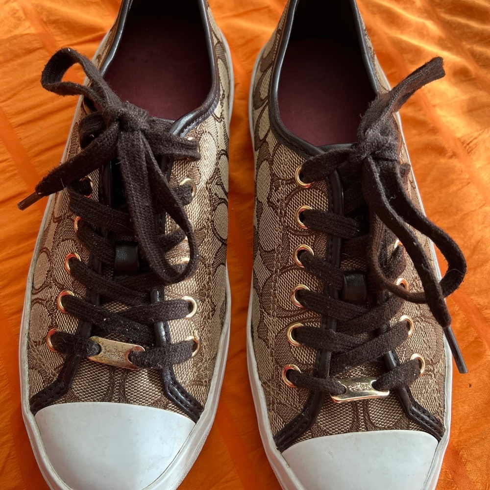 Coach Empire Low Top Logo Monogram Sneakers size 7.5